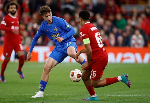 Liverpool FC v R. Union Saint-Gilloise: Group E - UEFA Europa League 2023 24 Casper Terho of R. Union Saint-Gilloise and Trent Alexander-Arnold of Liverpool challenge during the UEFA Europa League match between Liverpool FC and R. Union Saint-Gilloise at Anfield on October 5, 2023 in Liverpool, England. Liverpool Anfield England United Kingdom Copyright: xRichardxSellers Sportsphoto APLx 13956219