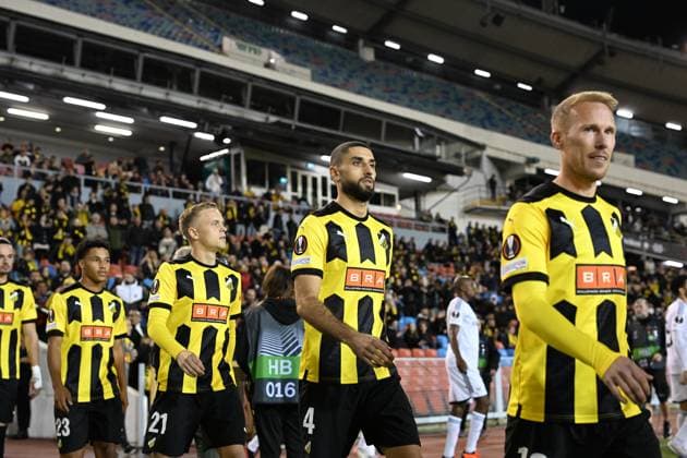 GÖTEBORG 20231005 Häcken pa väg ut pa planen under tordagens fotbollsmatch i Europa League mellan BK Häcken och Qarabag FK fran Azerbajdzjan pa Ullevi. Göteborg Sverige x9200x
