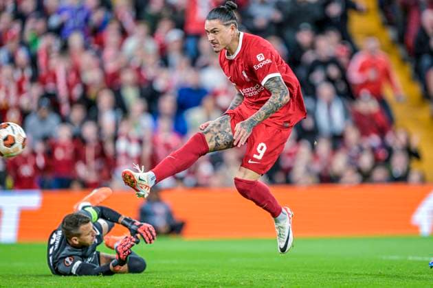 Liverpool FC v Royal Union Saint-Gilloise - UEFA Europa LIVERPOOL, UNITED KINGDOMS - OCTOBER 05 : Darwin Nunez forward of Liverpool and Moris Anthony goalkeeper of Union St-Gilloise in action during the UEFA Europa League Group E match between Liverpool FC and Royal Union Saint-Gilloise on October 5, 2023 in Liverpool, United Kingdoms, 05 10 2023 Liverpool United Kingdoms  Copyright: xSesx
