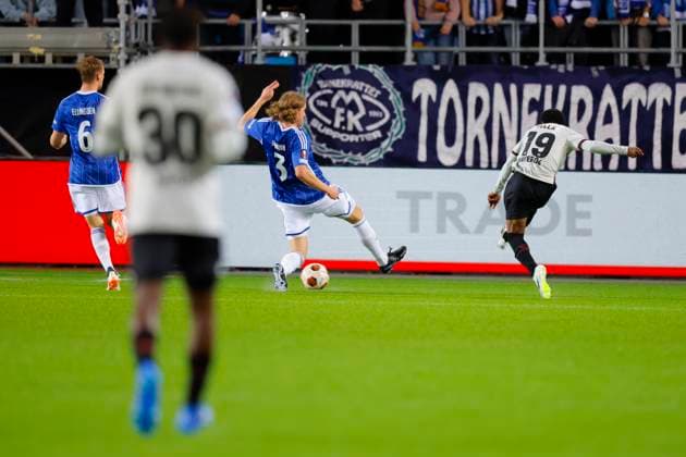 UEFA Europa League in football 2023: Molde - Bayer Leverkusen Molde 20231005. Bayer Leverkusen s Nathan Tella scores during the Europa League football match between Molde and Bayer Leverkusen at Aker Stadion. Photo: Svein Ove Ekornesvag NTB Molde Norway EDITORIAL USE ONLY. RESTRICTED USE FOR BETTING COMPANIES Ref:_SPO9ieIAoIZU8g.jpg  Copyright: xSveinxOvexEkornesvagx xNTBx