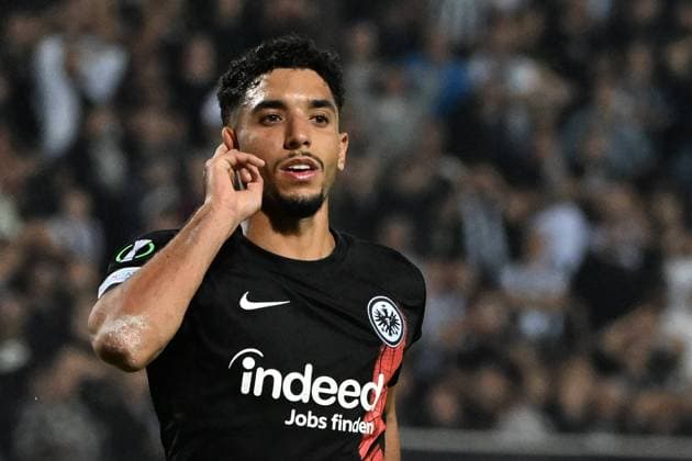 Sport Bilder des Tages 05.10.2023, xjhx, Fussball UEFA Conference League, PAOK Saloniki - Eintracht Frankfurt emspor, v.l. Torjubel nach dem Tor zum celebrating the goal celebrate 1:1 durch Omar Marmoush of Eintracht Frankfurt (DFL DFB REGULATIONS PROHIBIT ANY USE OF PHOTOGRAPHS as IMAGE SEQUENCES and or QUASI-VIDEO) Saloniki *** 05 10 2023, xjhx, football UEFA Conference League, PAOK Thessaloniki Eintracht Frankfurt emspor, v l goal celebration after the goal celebrating 1 1 by Omar Marmoush of Eintracht Frankfurt DFL DFB REGULATIONS PROHIBIT ANY USE OF PHOTOGRAPHS as IMAGE SEQUENCES and or QUASI VIDEO Thessaloniki