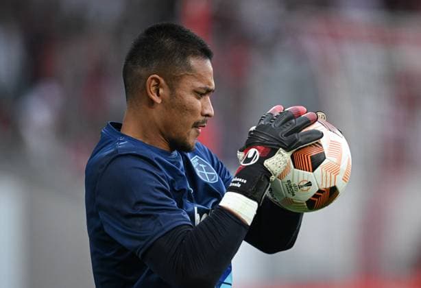 FUSSBALL EUROPA LEAGUE SAISON 2023 2024 Vorrunde Gruppe A 2. Spieltag SC Freiburg - West Ham United 05.10.2023 Torwart Alphonse Areola (West Ham United)