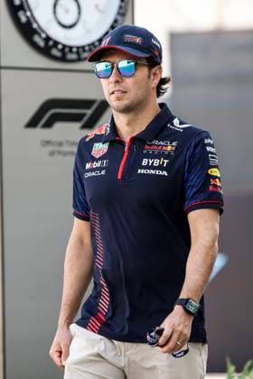 PEREZ Sergio (mex), Red Bull Racing RB19, portrait during the 2023 Formula 1 Qatar Grand Prix, 17th round of the 2023 Formula One World Championship, WM, Weltmeisterschaft from October 6 to 8, 2023 on the Lusail International Circuit, in Doha, Qatar - F1 - QATAR GRAND PRIX 2023 DPPI Panoramic  00123038__R3_9696