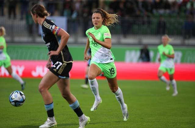 VfL vs. Nürnberg, BL Frauen Wolfsburg, 06.10.2023, FUßBALL - VfL Wolfsburg vs. 1. FC Nürnberg, Google Pixel Frauen-Bundesliga, Saison 2023 24. Fenna Kalma (VfL Wolfsburg) Wolfsburg