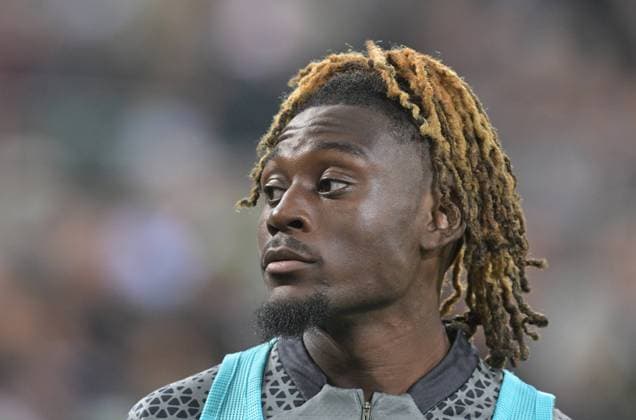 06.10.2023, xsyx, Fussball 1.Bundesliga, Borussia Moenchengladbach - FSV Mainz 05 emspor, v.l. Manu Kone Emmanuel Kouadio (Borussia Mönchengladbach) (DFL DFB REGULATIONS PROHIBIT ANY USE OF PHOTOGRAPHS as IMAGE SEQUENCES and or QUASI-VIDEO) Moenchengladbach *** 06 10 2023, xsyx, football 1 Bundesliga, Borussia Moenchengladbach FSV Mainz 05 emspor, v l Manu Kone Emmanuel Kouadio Borussia Mönchengladbach DFL DFB REGULATES PROHIBIT ANY USE OF PHOTOGRAPHS as IMAGE SEQUENCES and or QUASI VIDEO Moenchengladbach