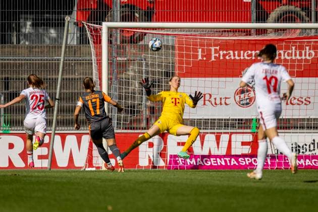 GOOGLE PIXEL Frauen-Bundesliga: 1. FC Köln - MSV Duisburg Tor durch Yvonne Zielinski (MSV Duisburg, Nr. 17); GOOGLE PIXEL Frauen-Bundesliga: 1. FC Köln - MSV Duisburg, 3. Spieltag, am 07.10.2023 im Franz-Kremer-Stadion in Koeln. DFL REGULATIONS PROHIBIT ANY USE OF PHOTOGRAPHS AS IMAGE SEQUENCES AND OR QUASI-VIDEO. Copyright: xBEAUTIFULxSPORTS LeahxKohringx