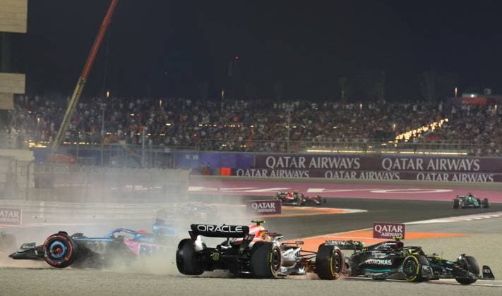 Crash between 11 Sergio Perez (MEX, Oracle Red Bull Racing), 27 Nico Hulkenberg (DEU, MoneyGram Haas F1 Team) and 31 Esteban Ocon (FRA, BWT Alpine F1 Team), F1 Grand Prix of Qatar at Lusail International Circuit on October 7, 2023 in Doha, Qatar. (Photo by HOCH ZWEI) Doha Qatar
