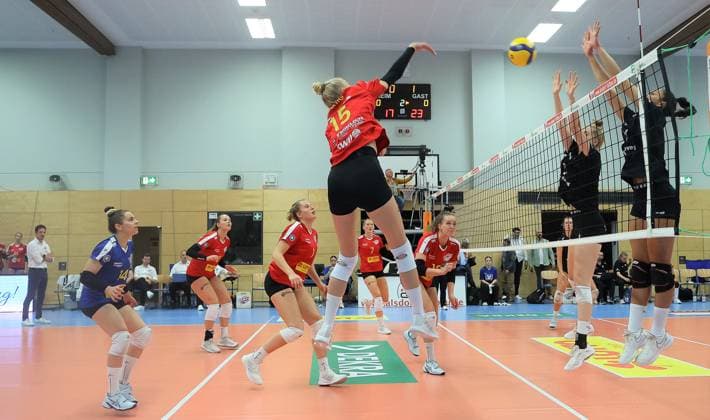 Deichstadtvolleys Neuwied - Rote Raben Vilsbiburg, Frauen-Bundesliga, Volleyball, 1. Spieltag, 7.10.2023, Deichstadtvolleys Neuwied - Rote Raben Vilsbiburg, Frauen-Bundesliga, Volleyball, 1. Spieltag, 7.10.2023, Neuwied Copyright: xEibner-Pressefoto JoergxNiebergax EP_JNL