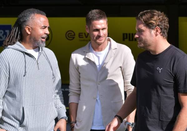 07.10.2023, xblx, Fussball 1.Bundesliga, Borussia Dortmund - FC Union Berlin emspor, v.l. Patrick Owomoyela, Sportdirektor Sebastian Kehl (Borussia Dortmund), Trainer Edin Terzic (Borussia Dortmund), (DFL DFB REGULATIONS PROHIBIT ANY USE OF PHOTOGRAPHS as IMAGE SEQUENCES and or QUASI-VIDEO) Dortmund