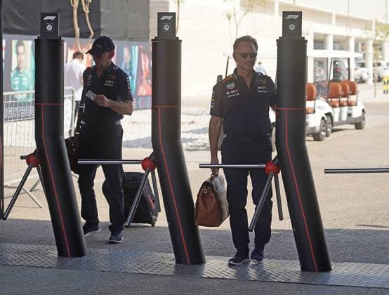 Formula 1 Qatar Airways Qatar Grand Prix 2023 08.10.2023, Losail International Circuit, Doha, Formula 1 Qatar Airways Qatar Grand Prix 2023 ,im Bild Teamchef Christian Horner (Red Bull Racing) und Chefdesigner Adrian Newey (Red Bull Racing)