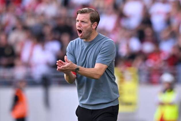 Royal Antwerp FC v KAS Eupen - Jupiler Pro League ANTWERPEN, BELGIUM - OCTOBER 08 : Kohfeldt Florian head coach of KAS Eupen during the Jupiler Pro League match between Royal Antwerp FC and KAS Eupen on October 8, 2023 in Antwerpen, Belgium, 08 10 2023 Antwerpen Belgium  Copyright: xDhax