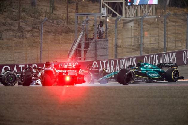 Start, Crash between 44 Lewis Hamilton (GBR, Mercedes-AMG Petronas F1 Team) and 63 George Russell (GBR, Mercedes-AMG Petronas F1 Team), F1 Grand Prix of Qatar at Lusail International Circuit on October 8, 2023 in Doha, Qatar. (Photo by HOCH ZWEI) Doha Qatar
