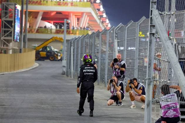 Start, 44 Lewis Hamilton (GBR, Mercedes-AMG Petronas F1 Team) after crash, F1 Grand Prix of Qatar at Lusail International Circuit on October 8, 2023 in Doha, Qatar. (Photo by HOCH ZWEI) Doha Qatar