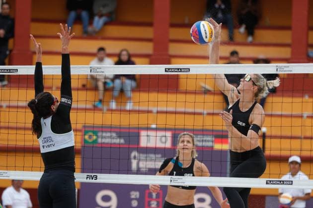 Brazil Vs Germany Women™s Match - Beach volleyball, Beachvolleyball World Cup October 9, 2023, Tlaxcala, Mexico: Louisa Lippmann (2) of team Germany competes against Carolina Solberg (1) of team Brazil during the Brazil vs Germany Women™s match of the Beach Volleyball World Cup. on October 9, 2023 in Tlaxcala, Mexico. (Photo by Essene Hernandez Eyepix Group) Copyright: xEssenexHernandez xEyepixxGroupx EH_09102023_100641