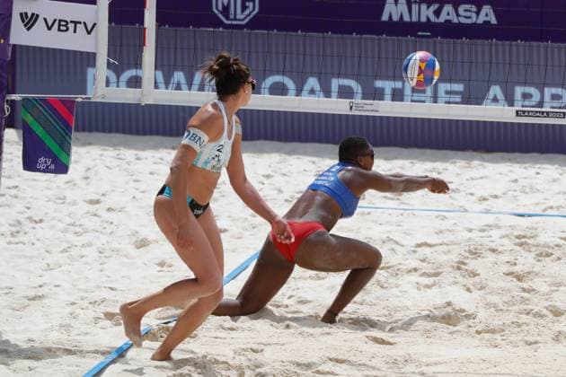 Ecuador Vs Argentina Women s Beach World Championship, WM, Weltmeisterschaft Tlaxcala October 9, 2023, Tlaxcala, Mexico: Karelys Simisterra Ortiz (2) of Ecuador competes against team Argentina during the Ecuador vs Argentina match of Women s Beach World Championship Tlaxcala. on October 9, 2023 in Tlaxcala, Mexico. (Photo by Essene Hernandez Eyepix Group) Copyright: xEssenexHernandez xEyepixxGroupx EH_09102023_100707