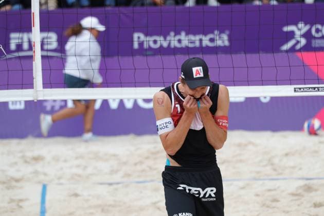 Beach volleyball, Beachvolleyball World Cup Men™s Between Germany and Austria October 11, 2023, Tlaxcala, Mexico: Julian Hörl of Austria reacts during the Beach Volleyball World Cup Men s match between Austria and Germany. on October 11, 2023 in Tlaxcala, Mexico. (Photo by Essene Hernandez Eyepix Group) Copyright: xEssenexHernandez xEyepixxGroupx EH_11102023_101049