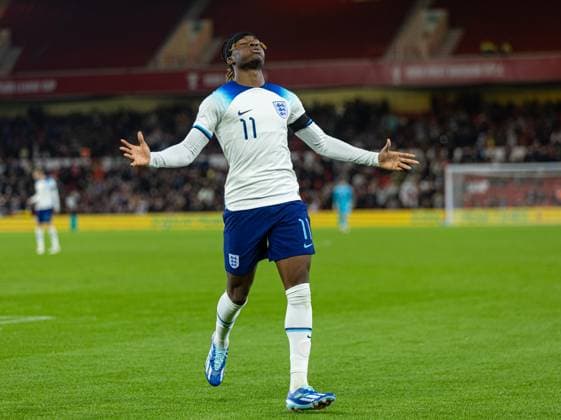 Football - 2025 UEFA European Under-21 Championship - Qualifying Round Group F - England v Serbia NOTTINGHAM, ENGLAND - Thursday, October 12, 2023: England s Noni Madueke celebrates after scoring the fourth goal during the 2025 UEFA European Under-21 Championship Qualifying Group F game between England and Serbia at the City Ground. (Photo by David Rawcliffe Propaganda) NOTTINGHAM City Ground NOTTINGHAMSHIRE ENGLAND  Copyright: xDavidxRawcliffex P2023-10-12-England_U21_Serbia_U21-47