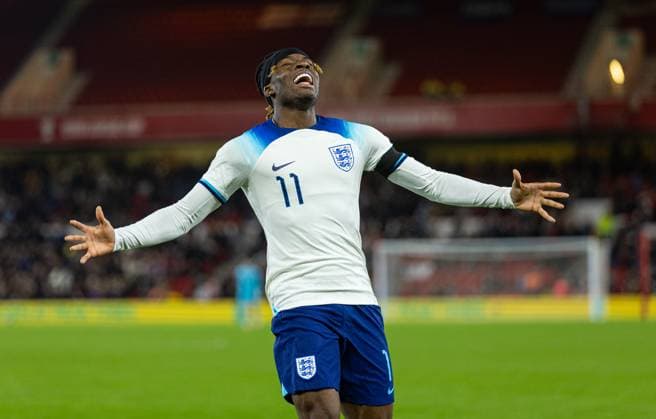Football - 2025 UEFA European Under-21 Championship - Qualifying Round Group F - England v Serbia NOTTINGHAM, ENGLAND - Thursday, October 12, 2023: England s Noni Madueke celebrates after scoring the fourth goal during the 2025 UEFA European Under-21 Championship Qualifying Group F game between England and Serbia at the City Ground. (Photo by David Rawcliffe Propaganda) NOTTINGHAM City Ground NOTTINGHAMSHIRE ENGLAND  Copyright: xDavidxRawcliffex P2023-10-12-England_U21_Serbia_U21-48