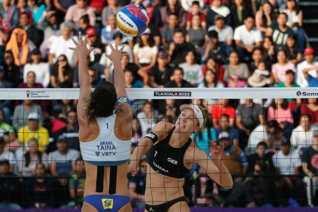October 12, 2023, Tlaxcala, Mexico: Svenja MoÂ¼ller of Germany competes against TainoÂ¡ Bigi of Brazil during the Beach volleyball, Beachvolleyball World Cup Women s Quarterfinals between Germany and Brazil. on October 12, 2023 in Tlaxcala, Mexico. Tlaxcala Mexico - ZUMAe321 0308175111st Copyright: xEssenexHernandezx