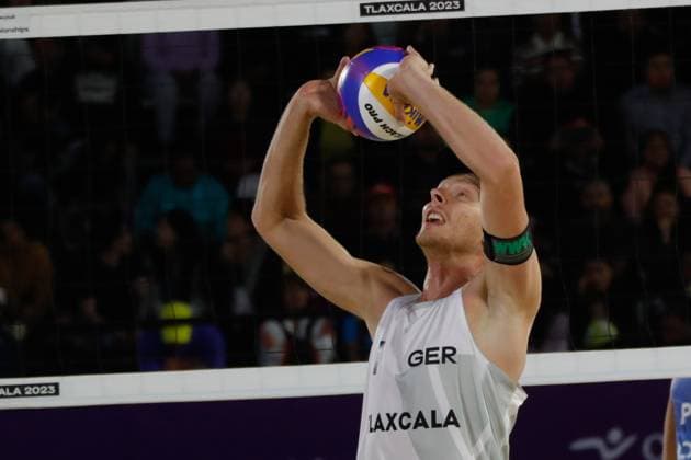 Beach volleyball, Beachvolleyball World Cup M™en™s Quarterfinals Germany Vs Poland October 12, 2023, Tlaxcala, Mexico: Nils Ehlers of Germany compites against team Poland during the Beach Volleyball World Cup Women s Quarterfinals between USA and Latvia. on October 12, 2023 in Tlaxcala, Mexico. (Photo by Essene Hernandez Eyepix Group) Copyright: xEssenexHernandez xEyepixxGroupx EH_12102023_101261