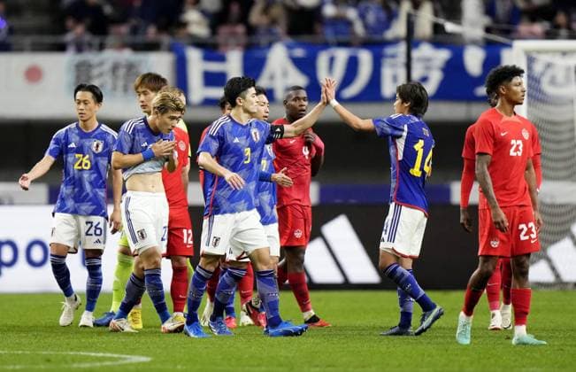 Football: friendly between Japan and Canada Japan players celebrate after beating Canada in a football friendly at Denka Big Swan Stadium in Niigata on Oct. 13, 2023.  A14AA0002013772P