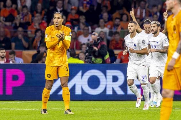 AMSTERDAM, 13-10-2023 JohanCruyff Arena, Football Euro2024 Qualifier between Netherlands and France. Netherlands player Virgil van Dijk (L) dejected during the game Netherlands - France. Netherlands - France  x22733356x Copyright: