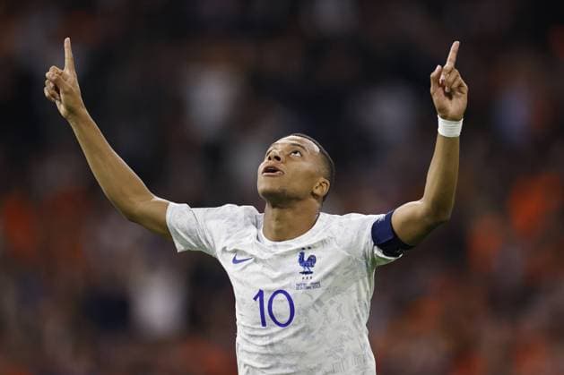 AMSTERDAM - Kylian Mbappe of France celebrates the 0-2 during the European Championship, EM, Europameisterschaft Qualifying match in group B between the Netherlands and France in the Johan Cruijff ArenA on October 13, 2023 in Amsterdam, the Netherlands. ANP MAURICE VAN STEEN UEFA EURO, EM, Europameisterschaft,Fussball 2024 Qualifying Round 2023 2024 xVIxANPxSportx xxANPxIVx 481001422 originalFilename: 481001422.jpg
