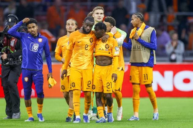 AMSTERDAM, 13-10-2023 JohanCruyff Arena, Football Euro2024 Qualifier between Netherlands and France. Netherlands players after the match, Netherlands player Lutsharel Geertruida and Netherlands player Jeremie Frimpong Netherlands - France  x22734662x Copyright: