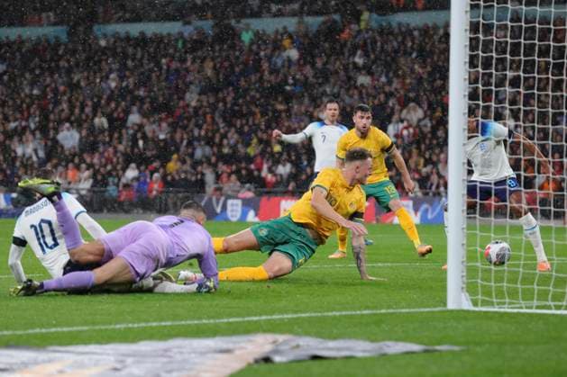 England v Australia International Friendly, Länderspiel, Nationalmannschaft Neither James Maddison of England or Ollie Watkins of England can convert the cross during the International Friendly match at Wembley Stadium, London Copyright: xPaulxChestertonx FIL-19107-0045 UK Newspapers OUT