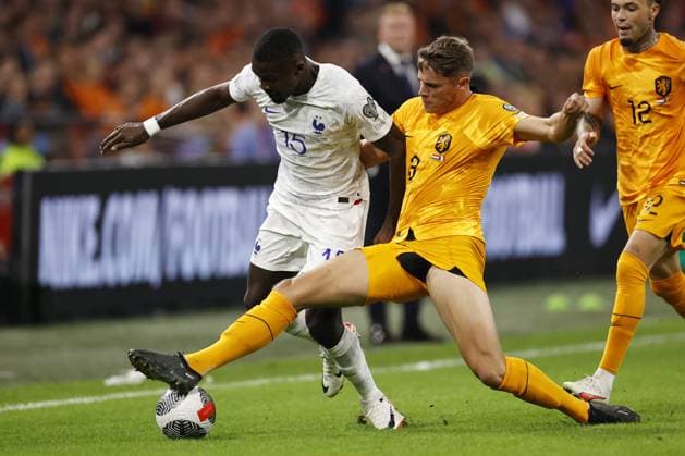 AMSTERDAM - (l-r) Marcus Thuram of France, Micky van de Ven of Holland, Quilindschy Hartman of Holland during the European Championship, EM, Europameisterschaft Qualifying match in group B between the Netherlands and France at the Johan Cruijff ArenA on October 13, 2023 in Amsterdam, Netherlands. ANP MAURICE VAN STEEN UEFA EURO, EM, Europameisterschaft,Fussball 2024 Qualifying Round 2023 2024 xVIxANPxSportx xxANPxIVx 481003536 originalFilename: 481003536.jpg