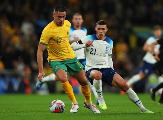 England v Australia, London, UK - 13 Oct 2023 Lewis Miller of Australia is pressured by Phil Foden of England during the International Friendly, Länderspiel, Nationalmannschaft match between England and Australia at Wembley Stadium, London on 13 October 2023 ( London Wembley Stadium London England Copyright: xMicahxCrook PPAUKx PPA-060888