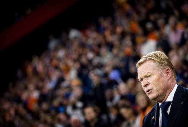AMSTERDAM - Holland coach Ronald Koeman during the European Championship, EM, Europameisterschaft Qualifying match in group B between the Netherlands and France in the Johan Cruijff ArenA on October 13, 2023 in Amsterdam, the Netherlands. ANP KOEN VAN WEEL UEFA EURO, EM, Europameisterschaft,Fussball 2024 Qualifying Round 2023 2024 xVIxANPxSportx xxANPxIVx 481011548 originalFilename: 481011548.jpg