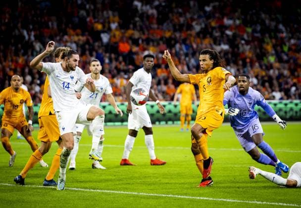 AMSTERDAM - (l-r) Adrien Rabiot of France, Nathan Ake of Holland during the European Championship, EM, Europameisterschaft Qualifying match in group B between the Netherlands and France at the Johan Cruijff ArenA on October 13, 2023 in Amsterdam, the Netherlands. ANP KOEN VAN WEEL UEFA EURO, EM, Europameisterschaft,Fussball 2024 Qualifying Round 2023 2024 xVIxANPxSportx xxANPxIVx 481011595 originalFilename: 481011595.jpg