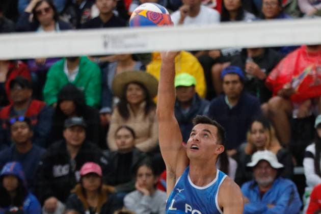 Beach volleyball, Beachvolleyball World Championship, WM, Weltmeisterschaft Men™s Quarterfinals Germany Vs Poland October 13, 2023, Tlaxcala, Mexico: Michal Bryl of Poland competes against team USA during the Beach Volleyball World Championship Men s Quarterfinals between USA and Poland. on October 13, 2023 in Tlaxcala, Mexico. (Photo by Essene Hernandez Eyepix Group) Copyright: xEssenexHernandez xEyepixxGroupx EH_13102023_101378