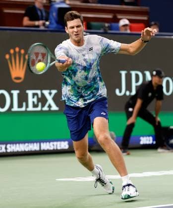 (231014) -- SHANGHAI, Oct. 14, 2023 -- Hubert Hurkacz returns the ball during the men s singles semifinal between Hubert Hurkacz of Poland and Sebastian Korda of the United States at the ATP, Tennis Herren World Tour Shanghai Masters tennis tournament at Qizhong Forest Sports City Arena in Shanghai, east China, Oct. 14, 2023. ) (SP)CHINA-SHANGHAI-TENNIS-ATP TOUR-SHANGHAI MASTERS(CN) WangxLili 
