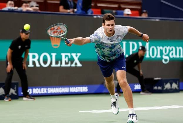 (231014) -- SHANGHAI, Oct. 14, 2023 -- Hubert Hurkacz returns the ball during the men s singles semifinal between Hubert Hurkacz of Poland and Sebastian Korda of the United States at the ATP, Tennis Herren World Tour Shanghai Masters tennis tournament at Qizhong Forest Sports City Arena in Shanghai, east China, Oct. 14, 2023. ) (SP)CHINA-SHANGHAI-TENNIS-ATP TOUR-SHANGHAI MASTERS(CN) WangxLili 