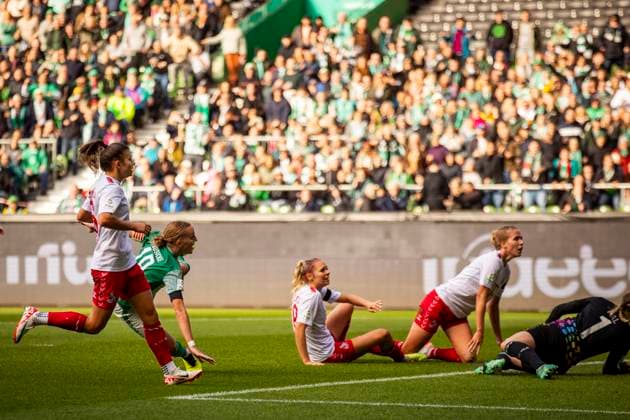 GER, FFBL, SV Werder Bremen vs 1. FC Koeln 14.10.2023, wohninvest WESERSTADION, GER, FFBL, SV Werder Bremen vs 1. FC Koeln im Bild Lina Hausicke (SV Werder Bremen 18) trifft zum 2:0,