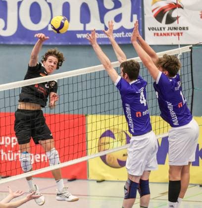 Volleyball - 3. Liga - VJ Frankfurt - TV Waldgirmes - 14.10.23, Krämer, Fynn (VJFFM), Lohr, Manuel Nückel, Lukas (TVW), -