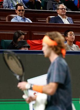 (231015) -- SHANGHAI, Oct. 15, 2023 -- Roger Federer (1st L-Top) is seen during the men s singles final between Andrey Rublev of Russia and Hubert Hurkacz of Poland at the ATP, Tennis Herren World Tour Shanghai Masters tennis tournament at Qizhong Forest Sports City Arena in Shanghai, east China, Oct. 15, 2023. ) (SP)CHINA-SHANGHAI-TENNIS-ATP TOUR-SHANGHAI MASTERS(CN) WangxLili 