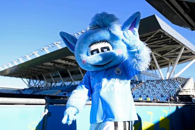 Manchester, England, 15th October 2023. Moonbeam Manchester City mascot ahead of the The FA Women s Super League match at the Academy Stadium, Manchester. Picture credit should read: Ben Roberts Sportimage EDITORIAL USE ONLY. No use with unauthorised audio, video, data, fixture lists, club league logos or live services. Online in-match use limited to 120 images, no video emulation. No use in betting, games or single club league player publications. SPI-2652-0006