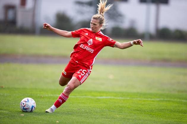 Frauen-Regionalliga Nordost: 1. FFV Erfurt vs. 1. FC Union Berlin; Erfurt; 15.10.2023 Dina Sophia Orschmann ( 25; 1. FC Union Berlin) Frauen-Regionalliga Nordost: 1. FFV Erfurt vs. 1. FC Union Berlin; Hauptplatz Sportforum Johannesplatz Erfurt; 15.10.2023 Copyright: xBEAUTIFULxSPORTS Duehringx