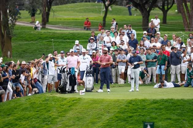 October 15, 2023, MADRID, MADRID, SPAIN: Jon Rahm of Spain in action during Acciona Open de Espana, Round 4, Golf tournament celebrated at Club de Campo on October 15, 2023, in Madrid, Spain. MADRID SPAIN - ZUMAa181 20231015_zaa_a181_167 Copyright: xOscarxJ.xBarrosox