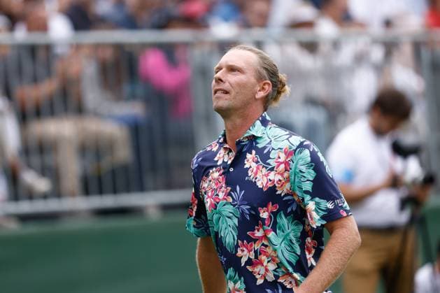 October 15, 2023, MADRID, MADRID, SPAIN: Marcel Siem of Germany saludates to the fans during Acciona Open de Espana, Round 4, Golf tournament celebrated at Club de Campo on October 15, 2023, in Madrid, Spain. MADRID SPAIN - ZUMAa181 20231015_zaa_a181_171 Copyright: xOscarxJ.xBarrosox