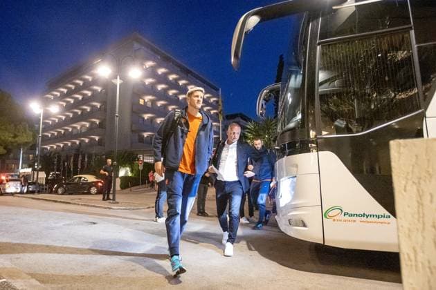ATHENE, Divani Apollon Palace & Thalasso, 15-10-2023 , season 2023 2024 , European Championship, EM, Europameisterschaft Qualification. during press conference, PK, Pressekonferenz Netherlands in Athens, Netherlands player Wout Weghorst arriving at hotel Press conference Netherlands in Athens  x22756125x Copyright: