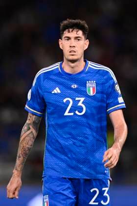 Foto Fabio Ferrari LaPresse 14 Ottobre 2023 - Bari, Italia - calcio - Italia v Malta- Qualificazioni Euro 2024 -Group C-Stadio San Nicola di Bari.Nella foto:Alessandro Bastoni(Italy) October 14, 2023 Bari, Italia - sport, calcio - Italy v Malta -European Qualifiers 2024-Group C-San Nicola Stadium.In the pic:Alessandro Bastoni(Italy)  Copyright: xFabioxFerrari LaPressex