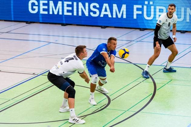 15.10.2023, GER, 2.BL Maenner Sued, Volleyball, Saison 2023 2024, Blue Volleys Gotha - Volley YoungStars Friedrichshafen Len Spankowski (Blue Volleys Gotha) Gotha Ernestiner-Halle Thüringen Deutschland
