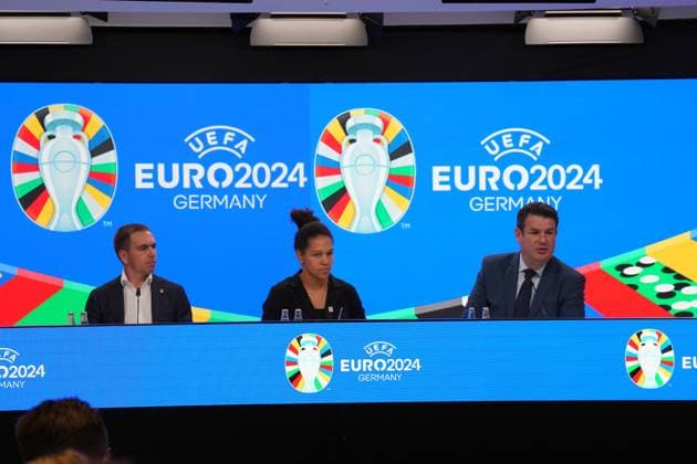 EURO 2024 Turnierdirektor Philipp Lahm, DFB-Vizepräsidentin Celia Sasic und Arbeitsminister Hubertus Heil - 16.10.2023: EURO 2024 Partnerschaft DFB VDV