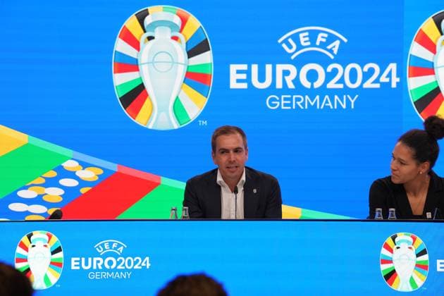 EURO 2024 Turnierdirektor Philipp Lahm, DFB-Vizepräsidentin Celia Sasic und Arbeitsminister Hubertus Heil - 16.10.2023: EURO 2024 Partnerschaft DFB VDV