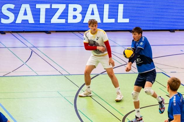 15.10.2023, GER, 2.BL Maenner Sued, Volleyball, Saison 2023 2024, Blue Volleys Gotha - Volley YoungStars Friedrichshafen Shapovalov, Mykyta (Volley YoungStars Friedrichshafen) Gotha Ernestiner-Halle Thüringen Deutschland