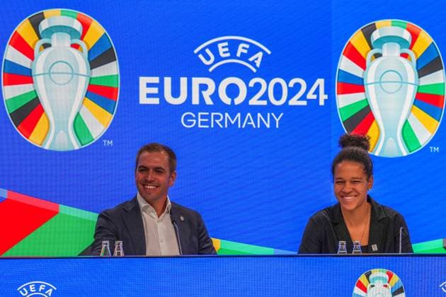 EURO 2024 Turnierdirektor Philipp Lahm, DFB-Vizepräsidentin Celia Sasic - 16.10.2023: EURO 2024 Partnerschaft DFB VDV